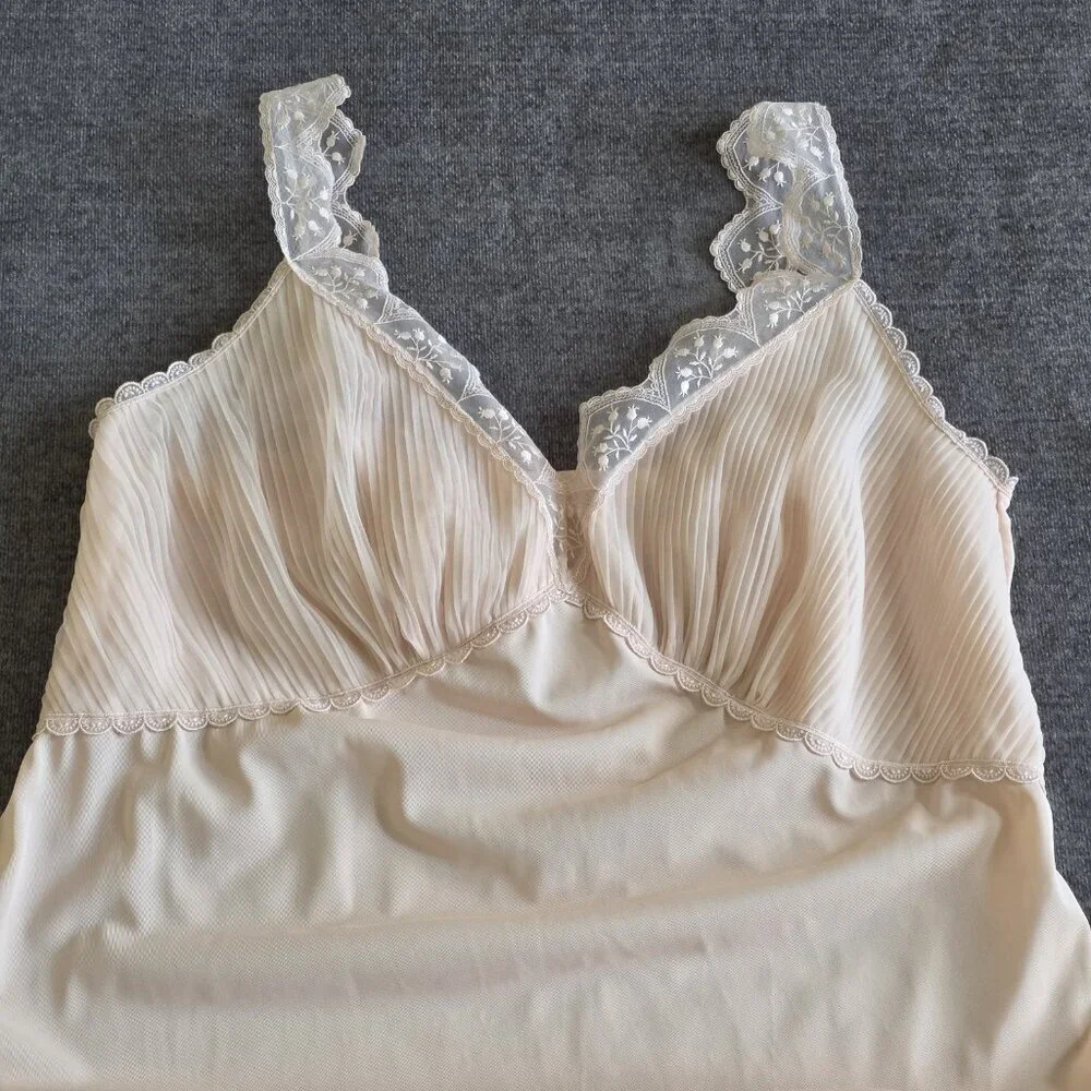 Vintage Fibra Anic Nivion IT 4 / L Full Slip Nightgown Babydoll Nylon Lace Italy